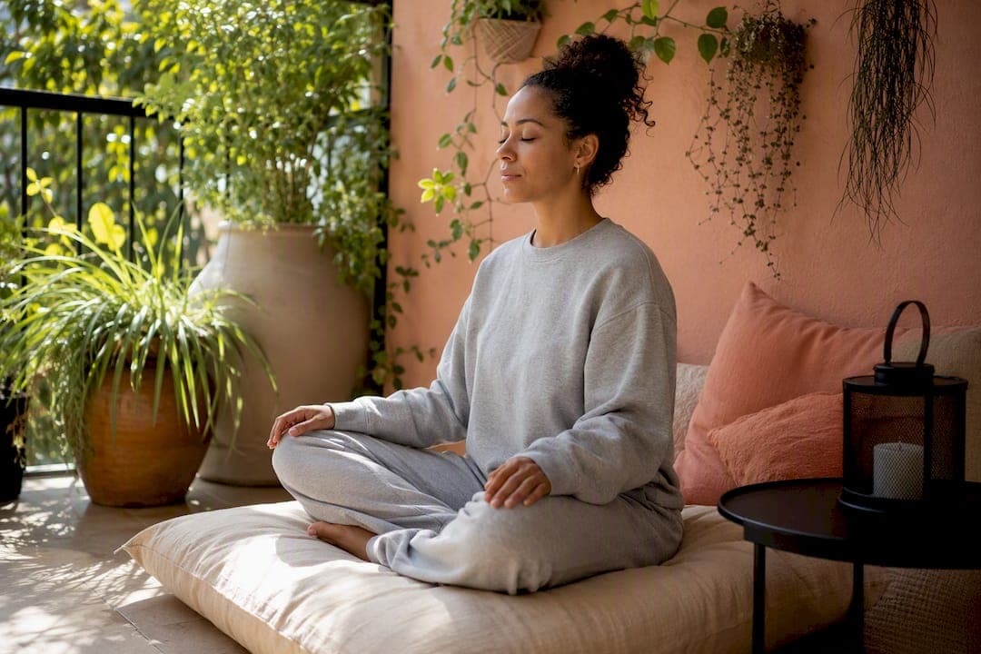 Compassion Fatigue vs Burnout: What Caregivers Need to Know